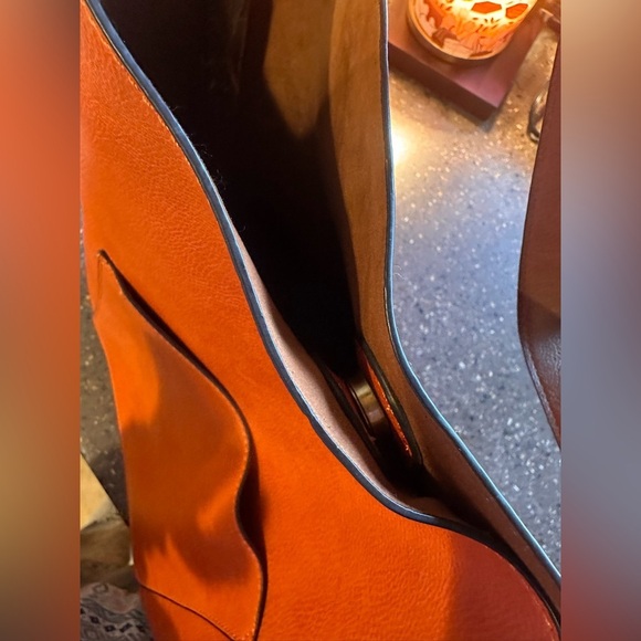 NWOT Burnt Orange Tote - Picture 6 of 7